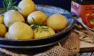 Guardadas en un bol en la cocina esperando su uso